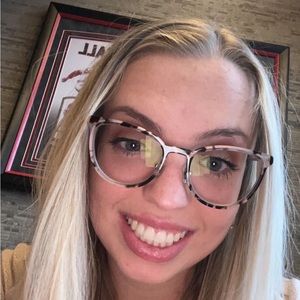 Meet your Posher, Savannah